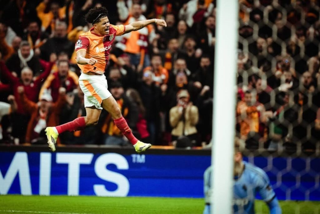 champions-league:-com-gol-brasileiro,-galatasaray-goleia-a-juventus
