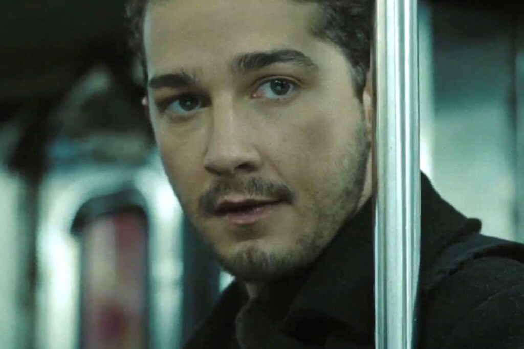 video-mostra-shia-labeouf-sendo-agredido-antes-de-prisao