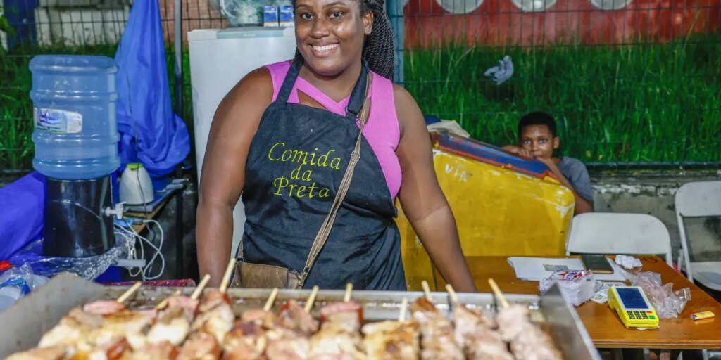 Mães ambulantes cobram pontos de apoio para crianças no carnaval maes-ambulantes-cobram-pontos-de-apoio-para-criancas-no-carnaval
