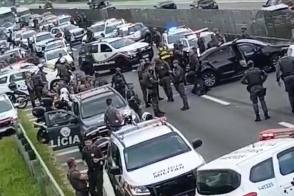 pm-da-reserva-e-baleado-em-perseguicao-policial-apos-dar-tiros-em-casa