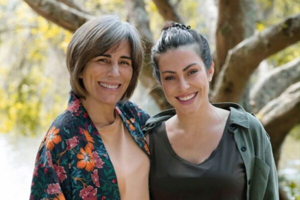 “generosa”,-afirma-cleo-sobre-viver-filha-de-gloria-pires-em-filme