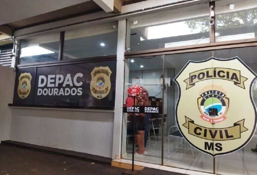 ms:-homem-e-preso-por-invadir-casa-e-observar-mulher-em-banheiro