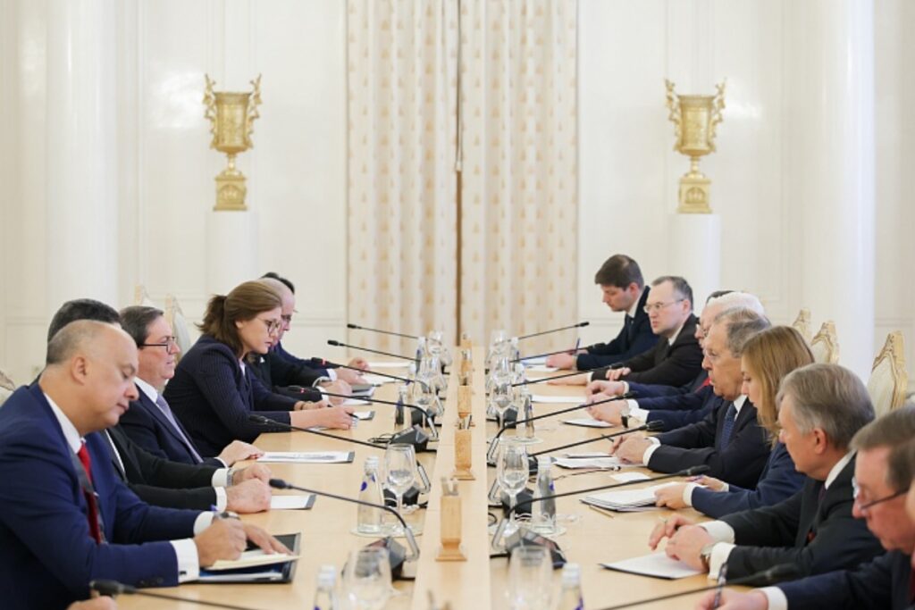 lavrov-condena-sancoes-dos-eua-contra-cuba-durante-reuniao-em-moscou