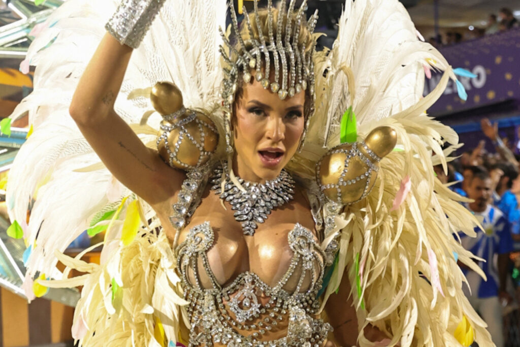 o-segredo-de-gabi-martins-para-evitar-perrengue-com-seios-a-mostra