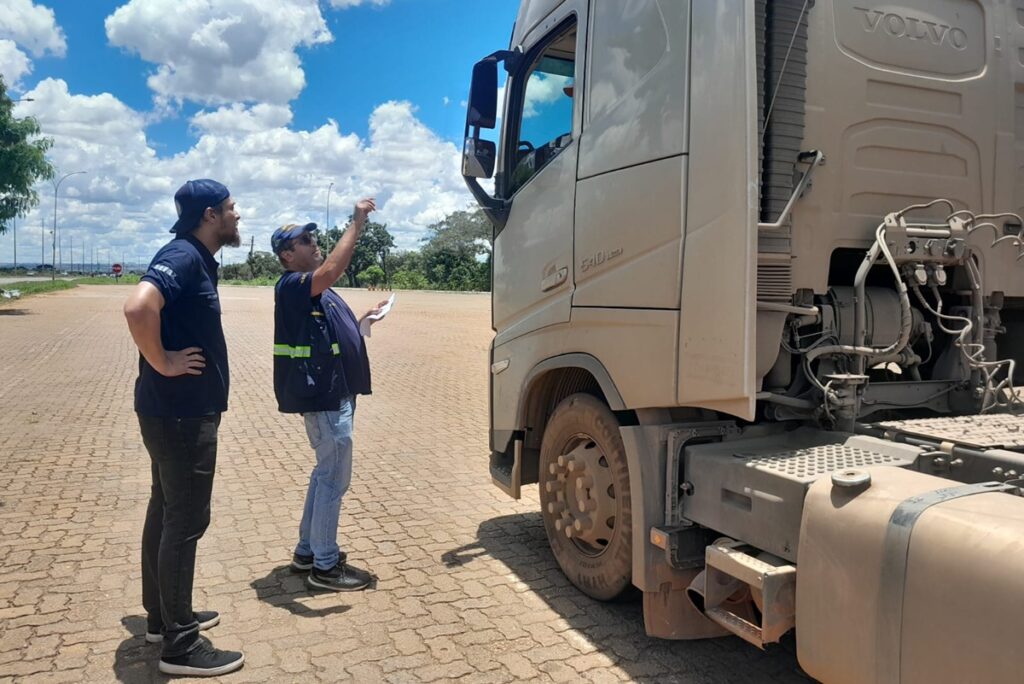 frango-e-cerveja:-receita-recolhe-r$-6-milhoes-de-mercadorias-no-df