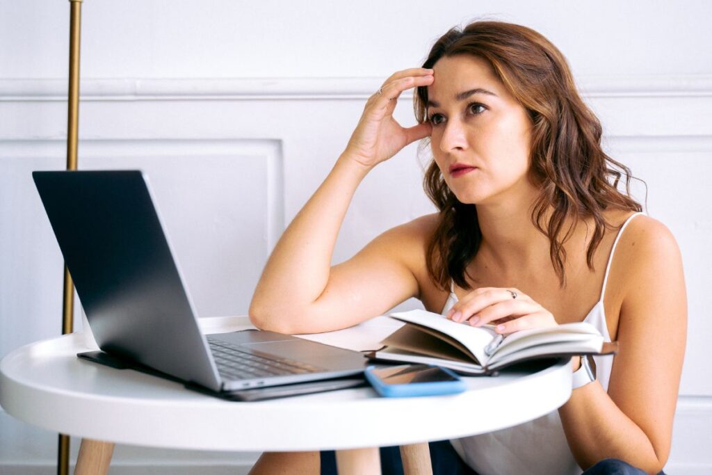 habito-antes-de-dormir-pode-prejudicar-a-memoria,-foco-e-concentracao