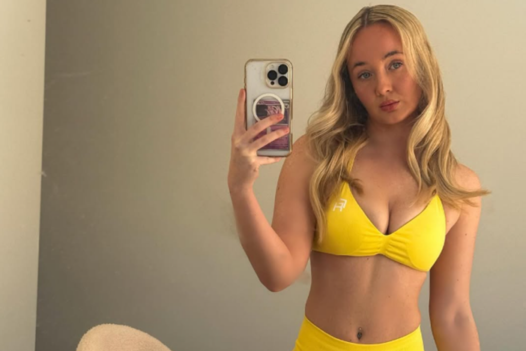 detida-por-biquini,-modelo-do-onlyfans-relata-horas-presa-e-extorsao