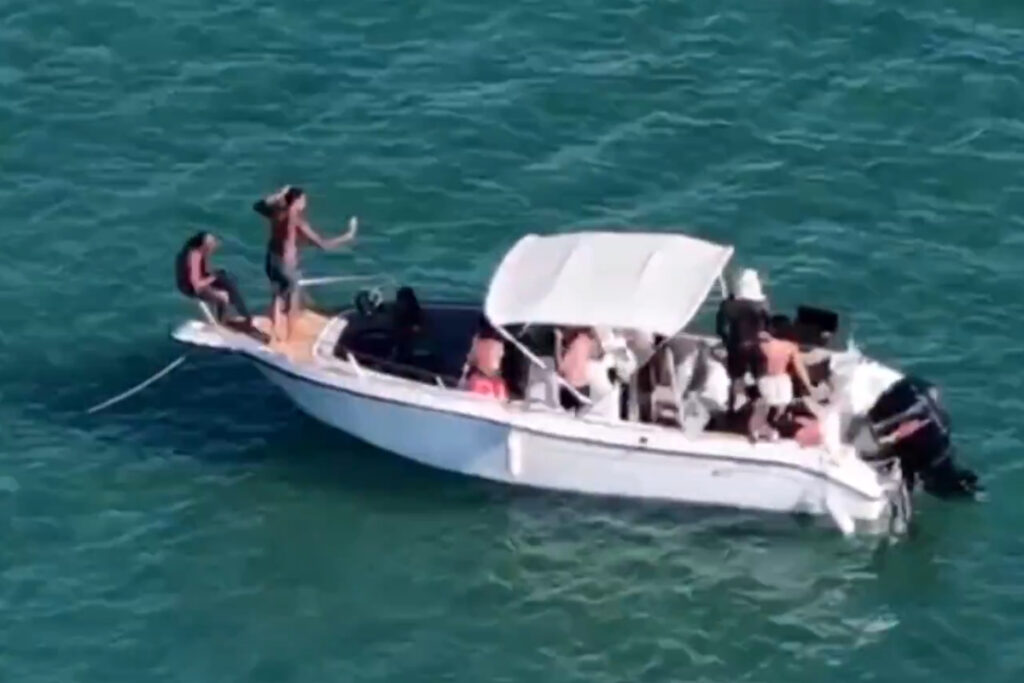 chefe-do-trafico-em-belford-roxo-e-filmado-dancando-antes-de-ser-preso.-veja-video