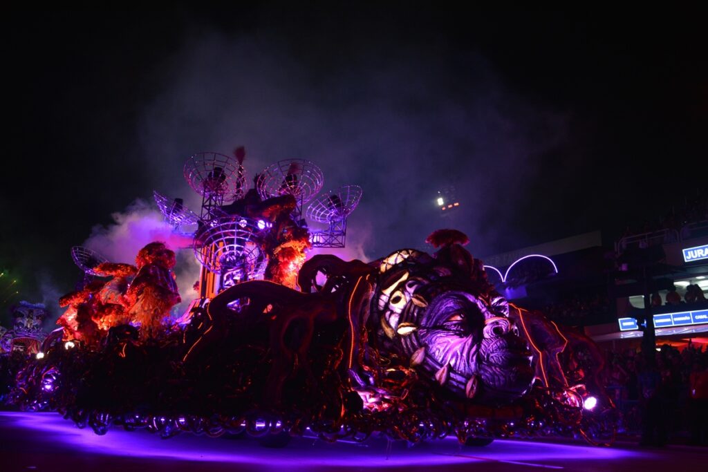 justificativa-de-jurada-para-nota-mais-baixa-da-grande-rio-viraliza