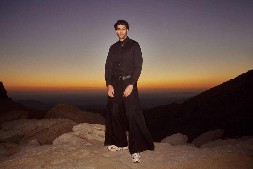 modelo-e-irmao-de-bad-bunny,-bernie-martinez-conquista-a-web