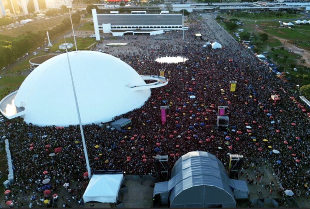 a-historia-do-bloco-lgbtqia+-que-se-tornou-o-maior-do-carnaval-do-df