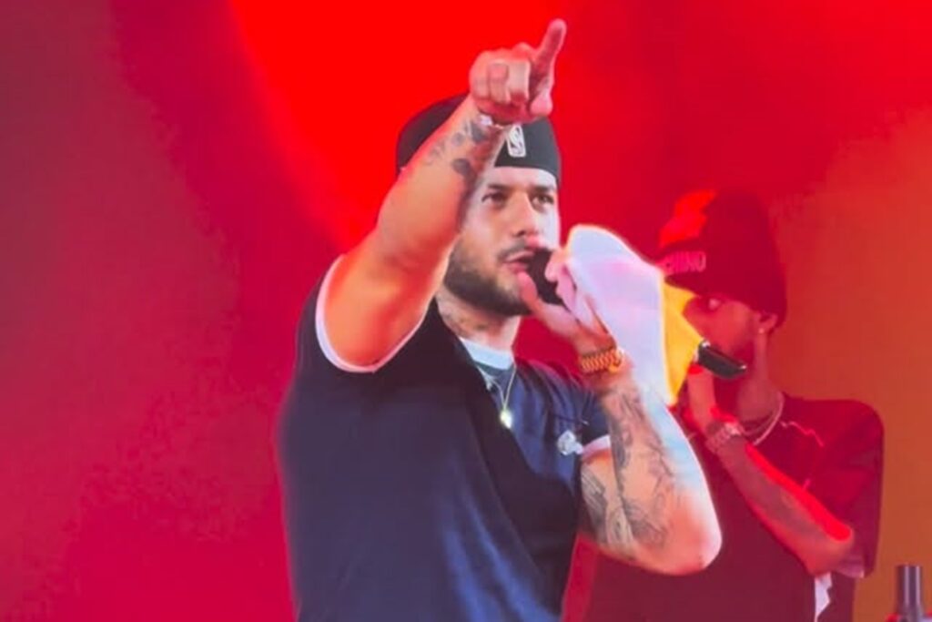 ze-felipe-comenta-especulacoes-de-affair-apos-interacao-com-influencer