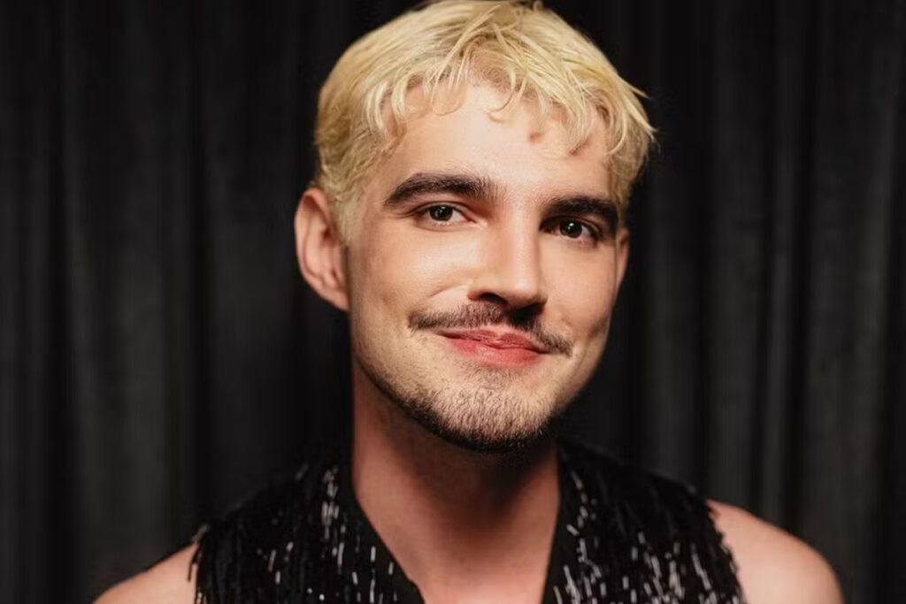 irreconhecivel:-jao-aparece-em-novas-fotos-apos-pausa-na-carreira