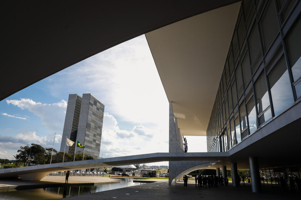 planalto-e-congresso-estao-alinhados-sobre-parecer-de-trabalho-por-app