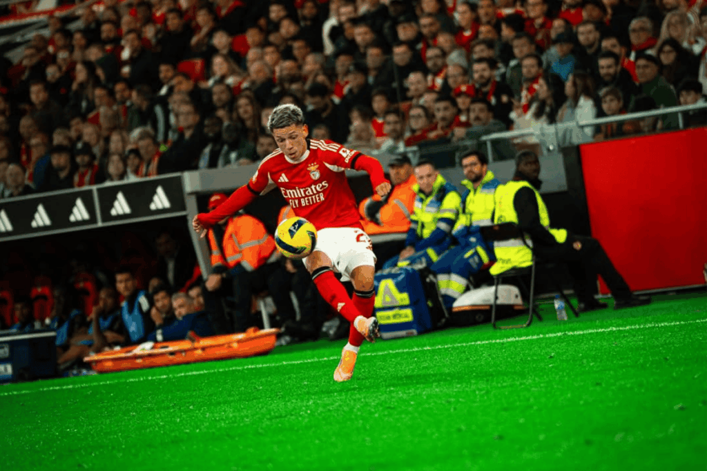 benfica-deseja-levar-prestianni-para-madri,-mesmo-apos-sancao-da-uefa
