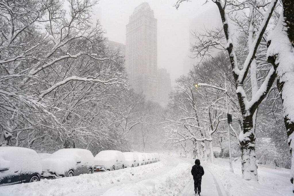 ciclone-bomba-causa-uma-das-maiores-nevascas-da-historia-em-nova-york