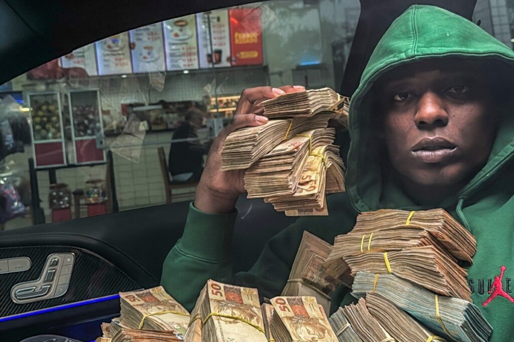 milhoes-nas-redes-sociais:-quem-e-mc-negao-original,-alvo-de-operacao