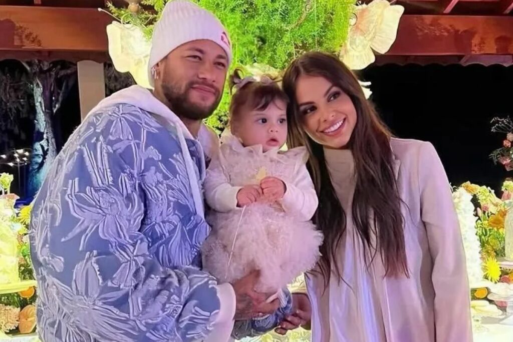 amanda-kimberlly-encanta-ao-mostrar-video-de-filha-com-neymar-dancando.-veja-o-video