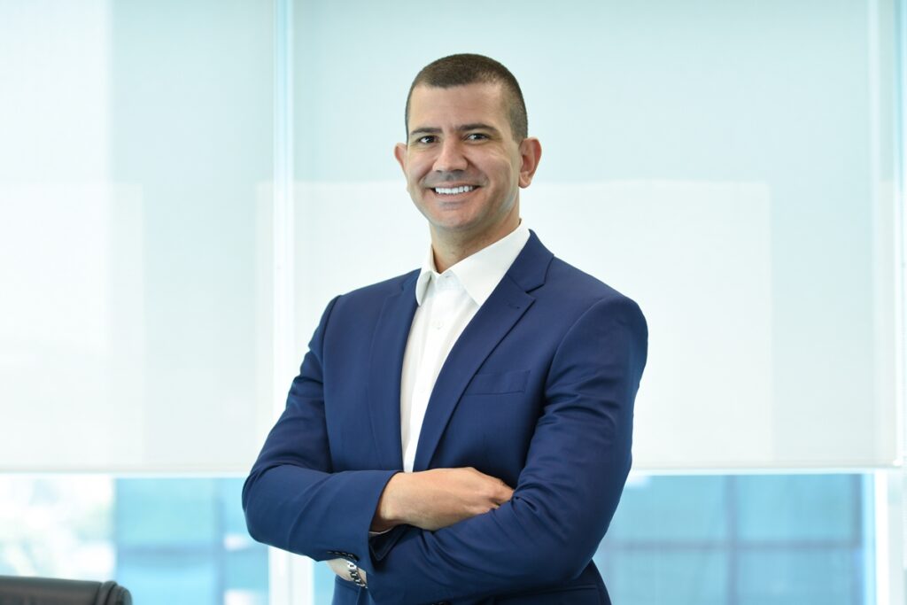 flavio-bolsonaro-e-castro-definem-candidatos-a-governo-e-senado-no-rj