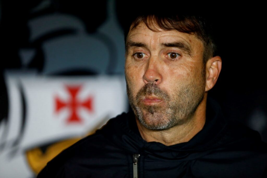 river-plate-quer-tecnico-com-passagem-pelo-futebol-brasileiro;-confira