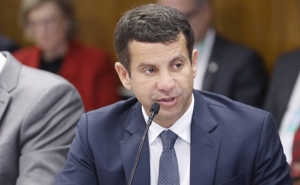 centrao-salvou-bets-no-pl-antifaccao-com-vista-grossa-do-governo-lula