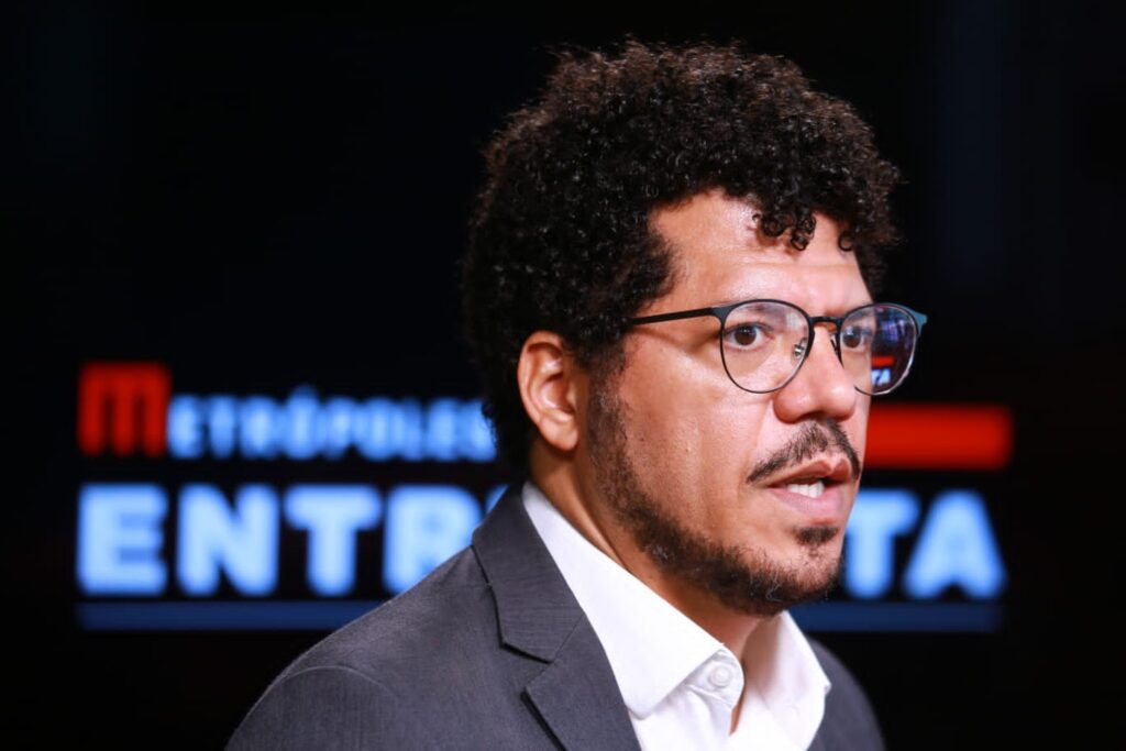 ex-secretario-do-mj-sobre-derrite-no-pl-antifaccao:-“poupou-faria-lima”