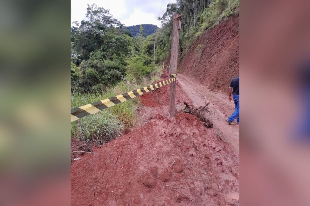chuvas-provocam-deslizamentos-de-terra-no-vale-do-paraiba