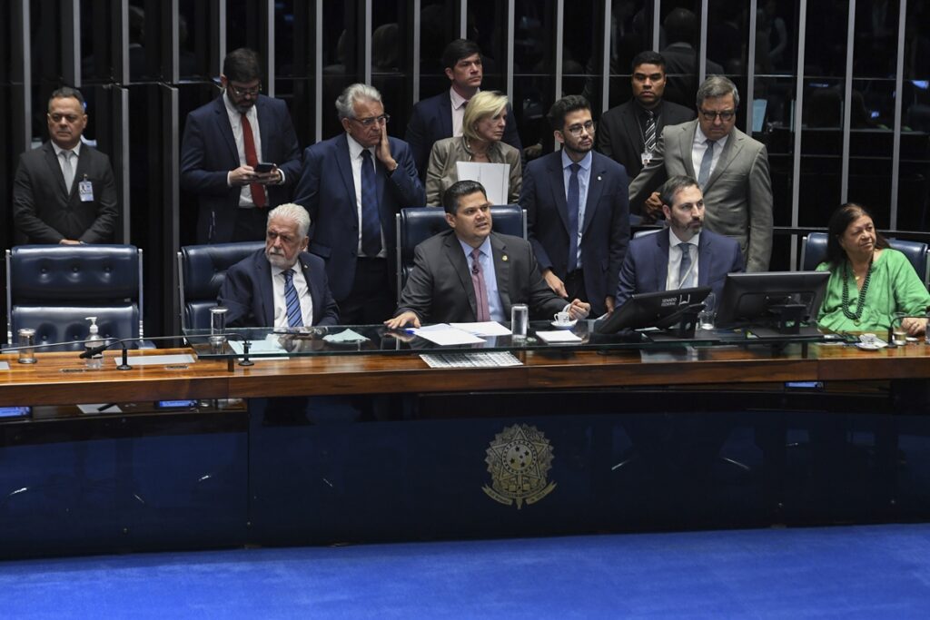 senado-aprova-“vulnerabilidade-absoluta”-de-vitimas-de-estupro-de-ate-14-anos