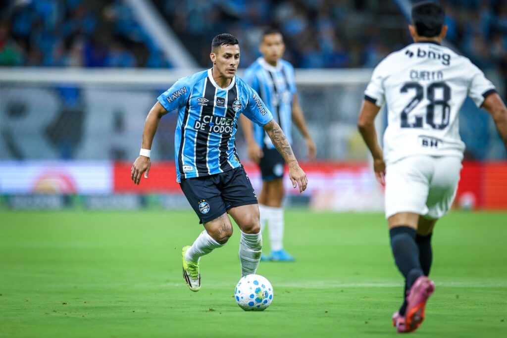 gremio-bate-atletico-mg-e-conquista-segunda-vitoria-no-brasileirao