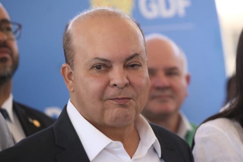 a-corda-aperta-em-torno-do-pescoco-de-ibaneis