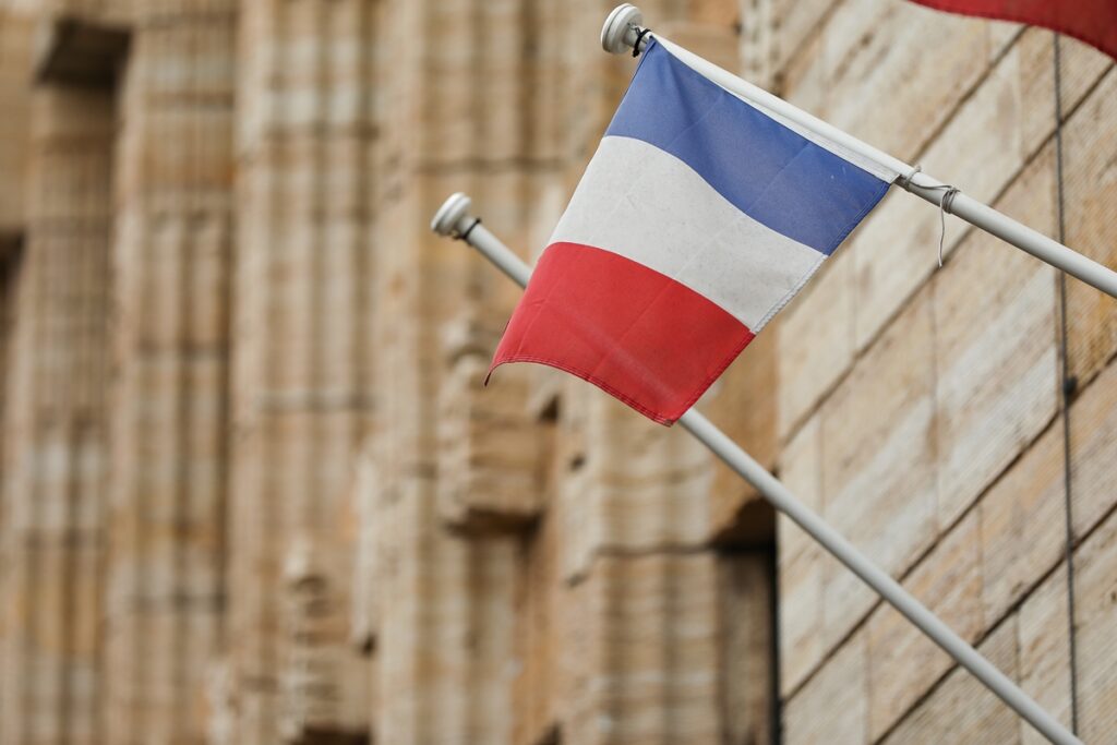 franca-avanca-em-reforma-historica-sobre-direito-a-morte-assistida