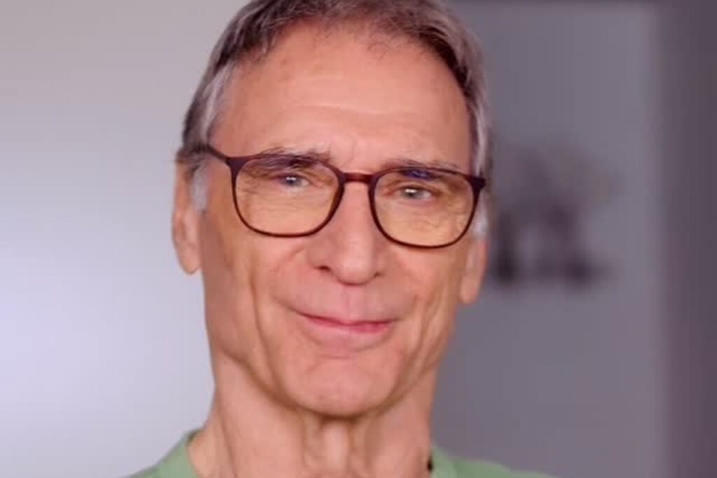 apos-infarto,-herson-capri-volta-as-redes-sociais-e-atualiza-estado.-video