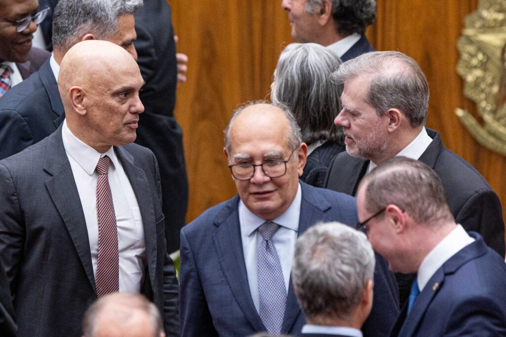 stf-e-master:-toffoli-esta-nas-maos-da-cpi;-moraes-depende-de-mendonca