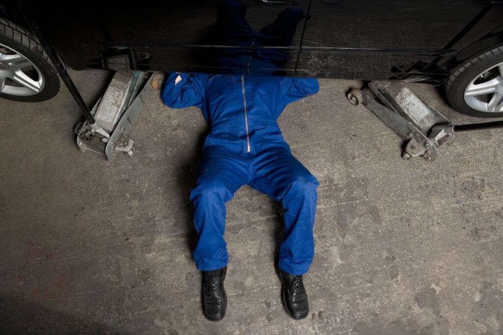 golpe-da-troca-de-pneu-em-oficinas-faz-80-vitimas-perderem-r$-600-mil