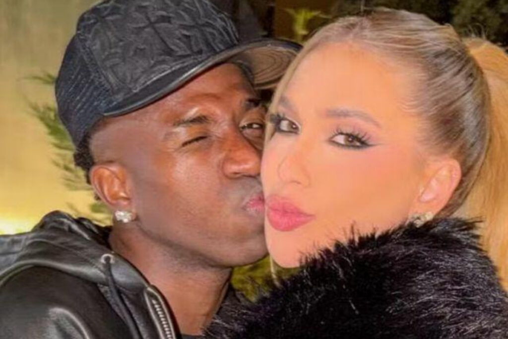 veja-o-recado-que-vini-jr.-deixou-para-virginia-em-presente