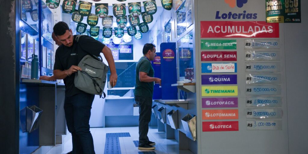 Mega-sena acumula novamente e prêmio principal vai para R$ 145 milhões mega-sena-acumula-novamente-e-premio-principal-vai-para-r$-145-milhoes