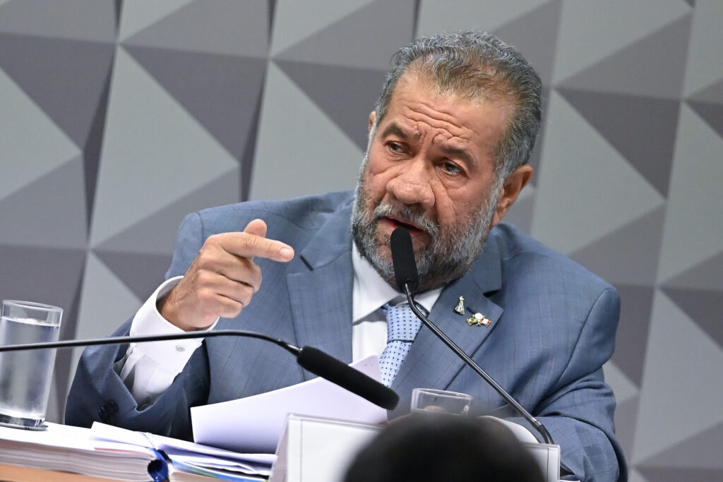 dirigentes-do-inss-delataram-carlos-lupi,-ex-ministro-da-previdencia-de-lula