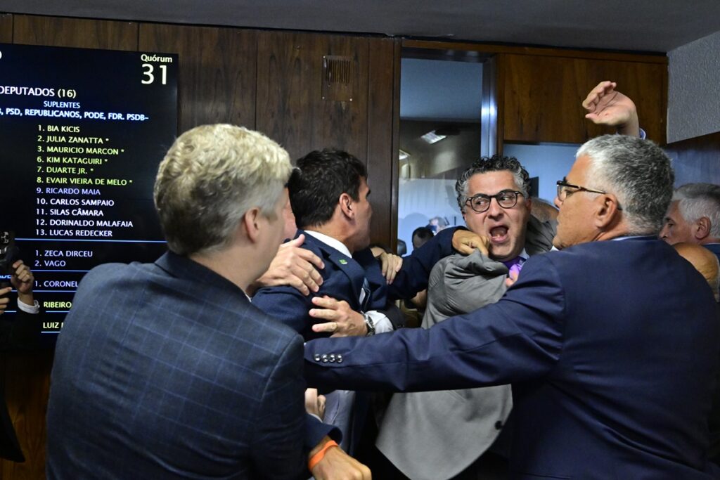 entenda-o-“golpe-do-painel”:-como-a-oposicao-fabricou-vitoria-na-cpmi-do-inss