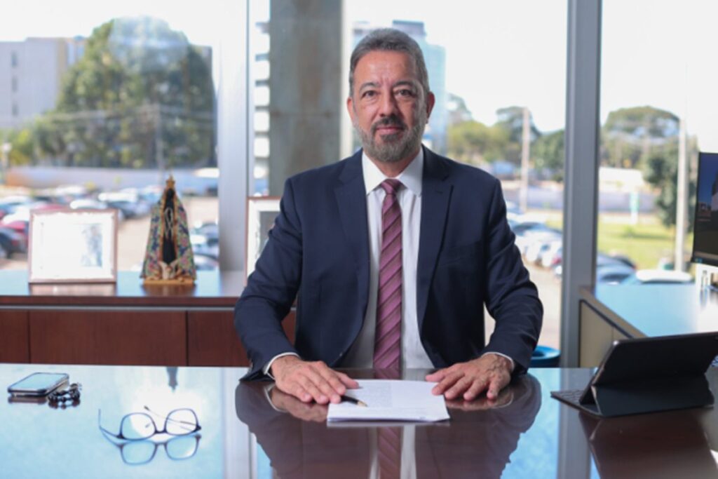 conselheiro-do-tcdf-passa-a-integrar-rede-de-combate-a-corrupcao