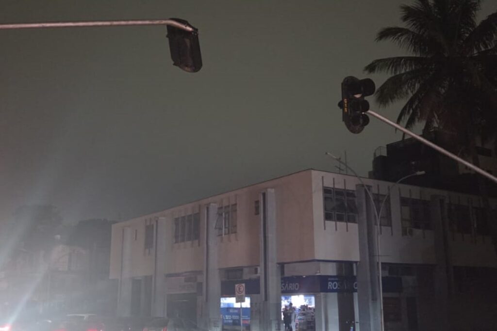 blecaute-deixa-quadras-da-asa-norte-as-escuras.-veja-video