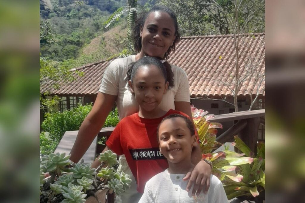 “meu-mundo-caiu”,-conta-mae-de-duas-criancas-com-a-mesma-doenca-rara