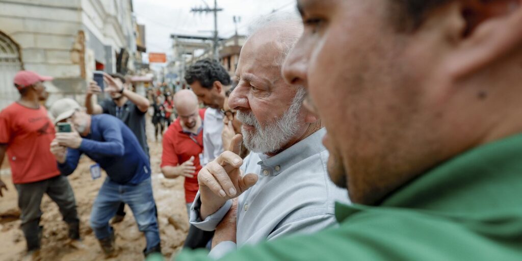 Perdas materiais serão recuperadas, diz Lula em visita a Minas Gerais perdas-materiais-serao-recuperadas,-diz-lula-em-visita-a-minas-gerais