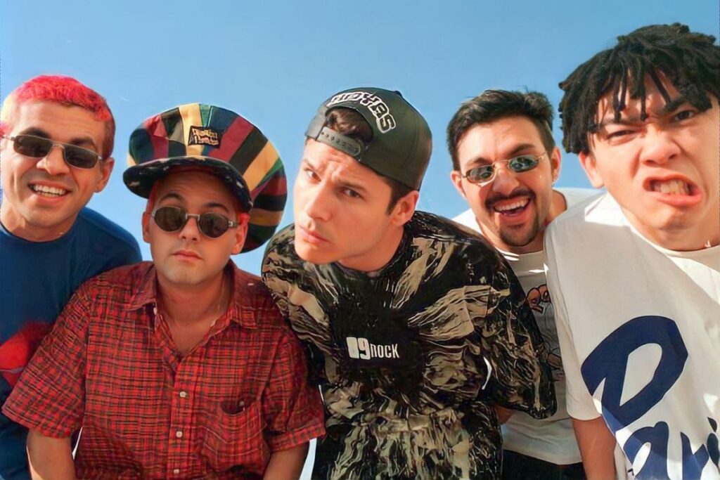 30-anos-sem-mamonas:-familiares-relembram-sucesso-meteorico-e-tragedia