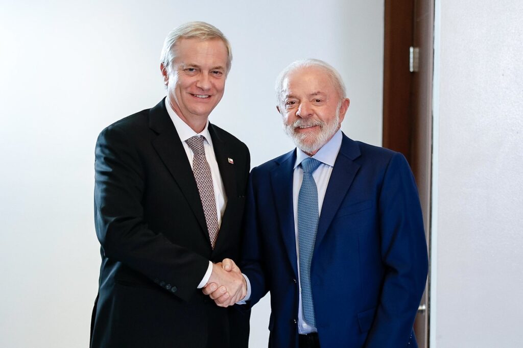 lula-decide-ir-a-posse-de-direitista-como-novo-presidente-do-chile