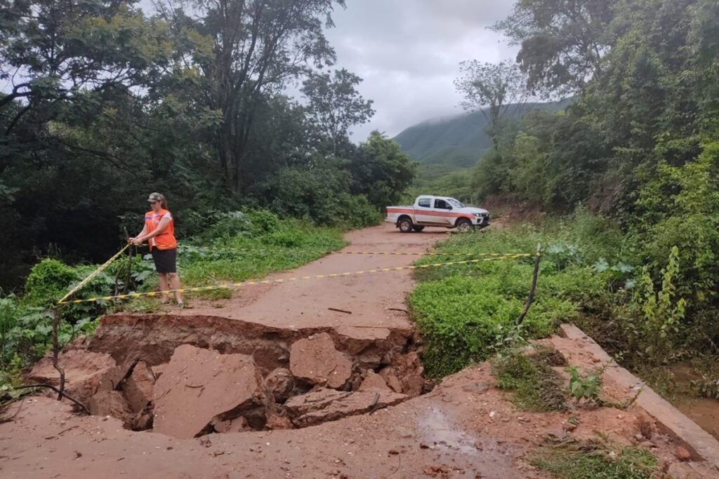 mg:-espinosa-esta-sob-alerta-de-risco-apos-enchente-deixar-desalojados