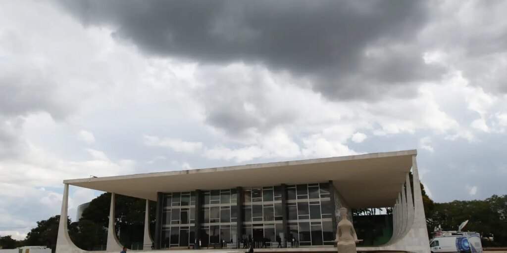 Comissão sobre penduricalhos inicia trabalhos amanhã no STF comissao-sobre-penduricalhos-inicia-trabalhos-amanha-no-stf