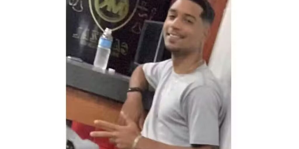 Homem que matou mulher em joalheria deixa hospital e é preso homem-que-matou-mulher-em-joalheria-deixa-hospital-e-e-preso