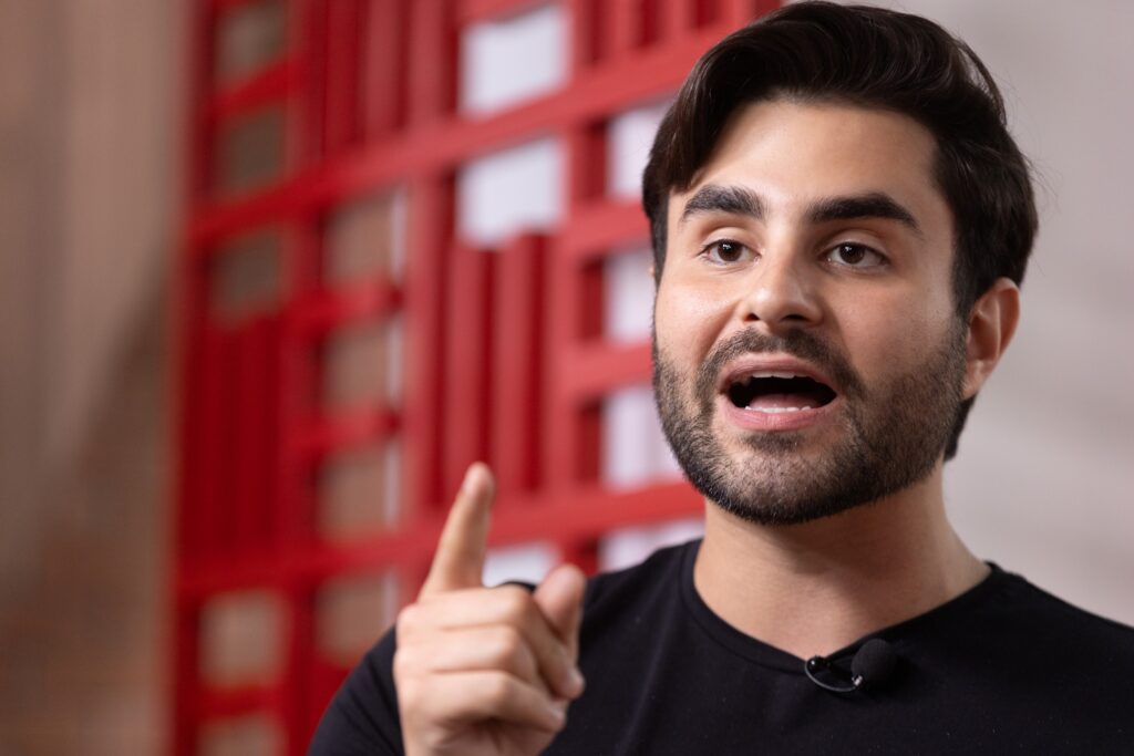 pedro-rousseff-aciona-nikolas-na-pgr-apos-viagem-em-jato-de-vorcaro