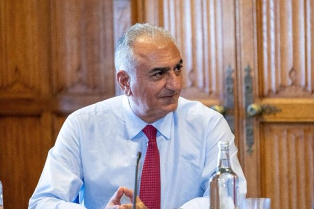 filho-do-ultimo-xa-do-ira,-reza-pahlavi-quer-liderar-transicao-no-pais