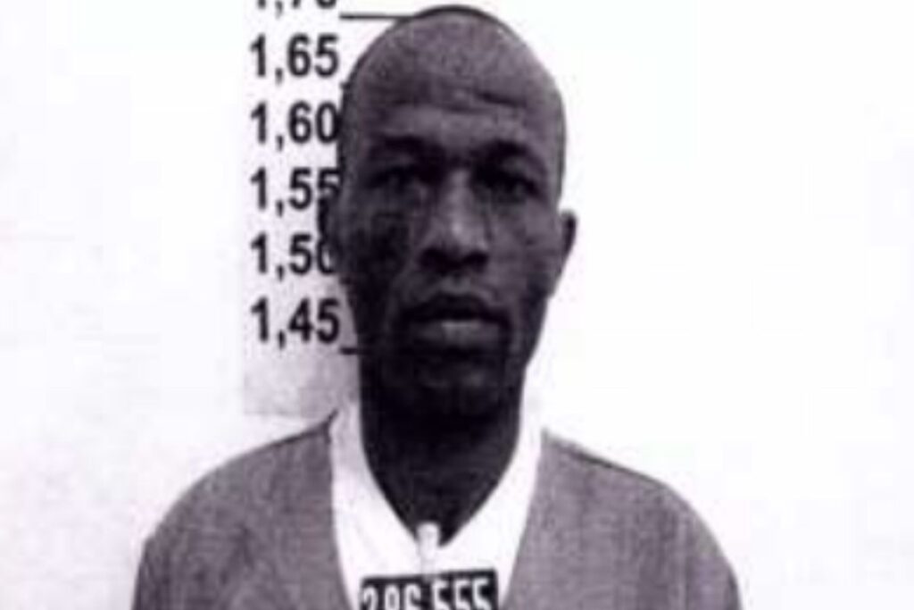 preso-que-decapitou-colega-de-cela-enforcou-outro-detento-com-lencol